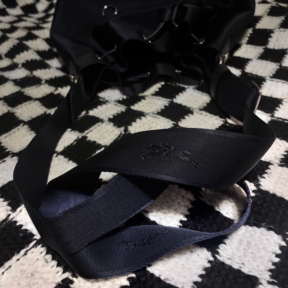 NWOT Le Pliage Neo Bucket Bag in Navy (NOT the small size) - Picture 10 of 15